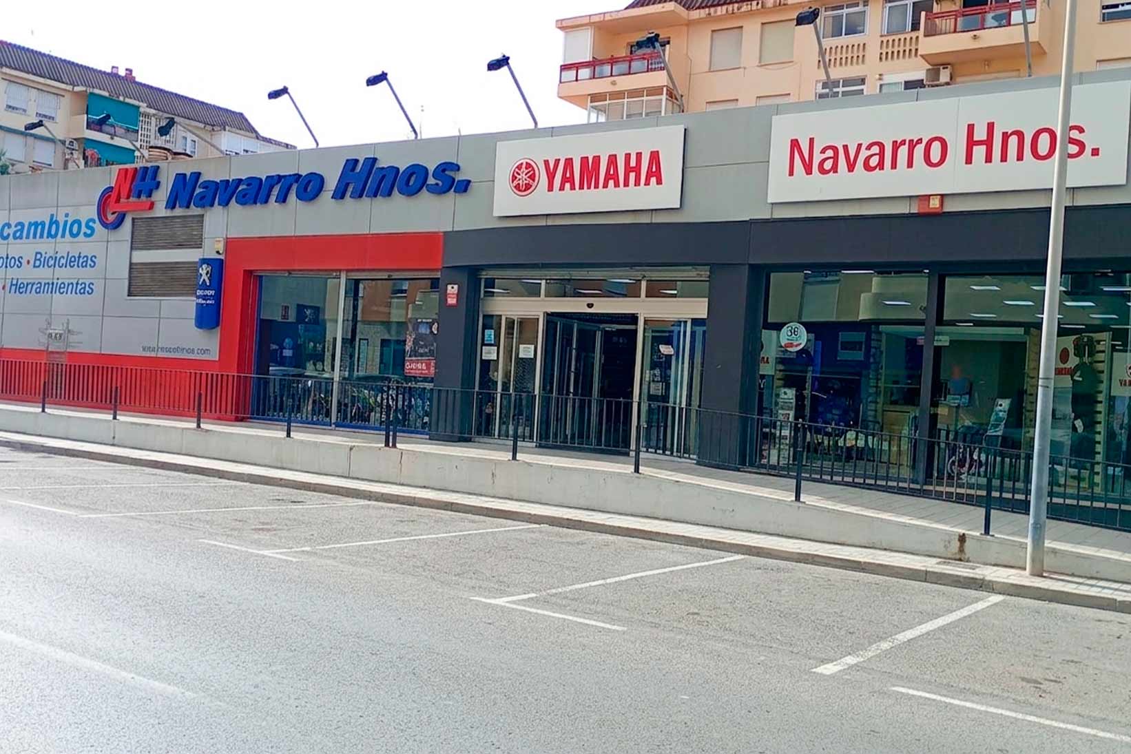 Tienda Yamaha calle Molino Velasco - V&eacute;lez M&aacute;laga